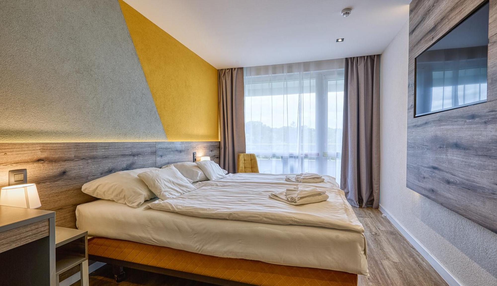 Hotel Szieszta 쇼프론 외부 사진