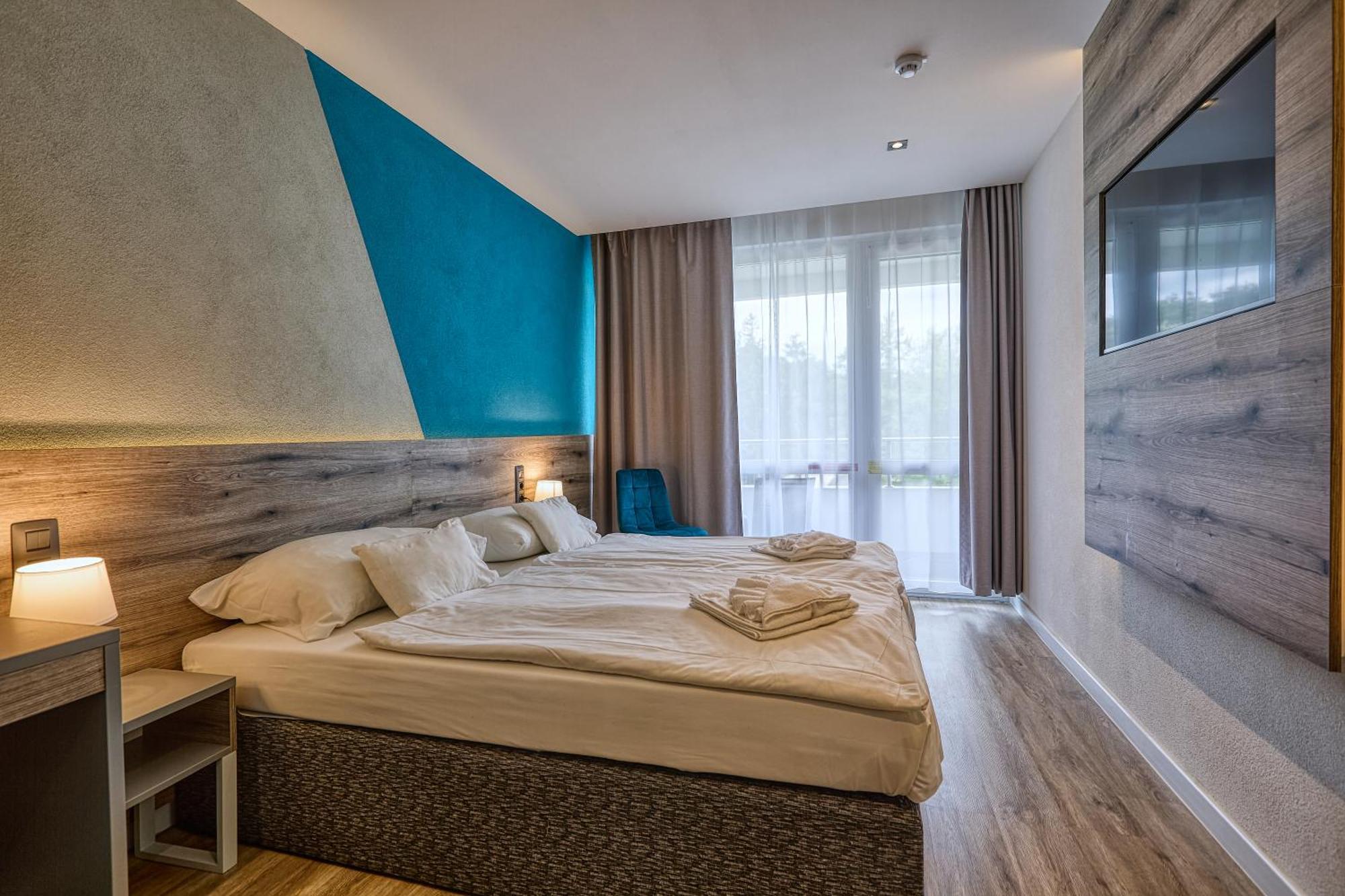 Hotel Szieszta 쇼프론 외부 사진