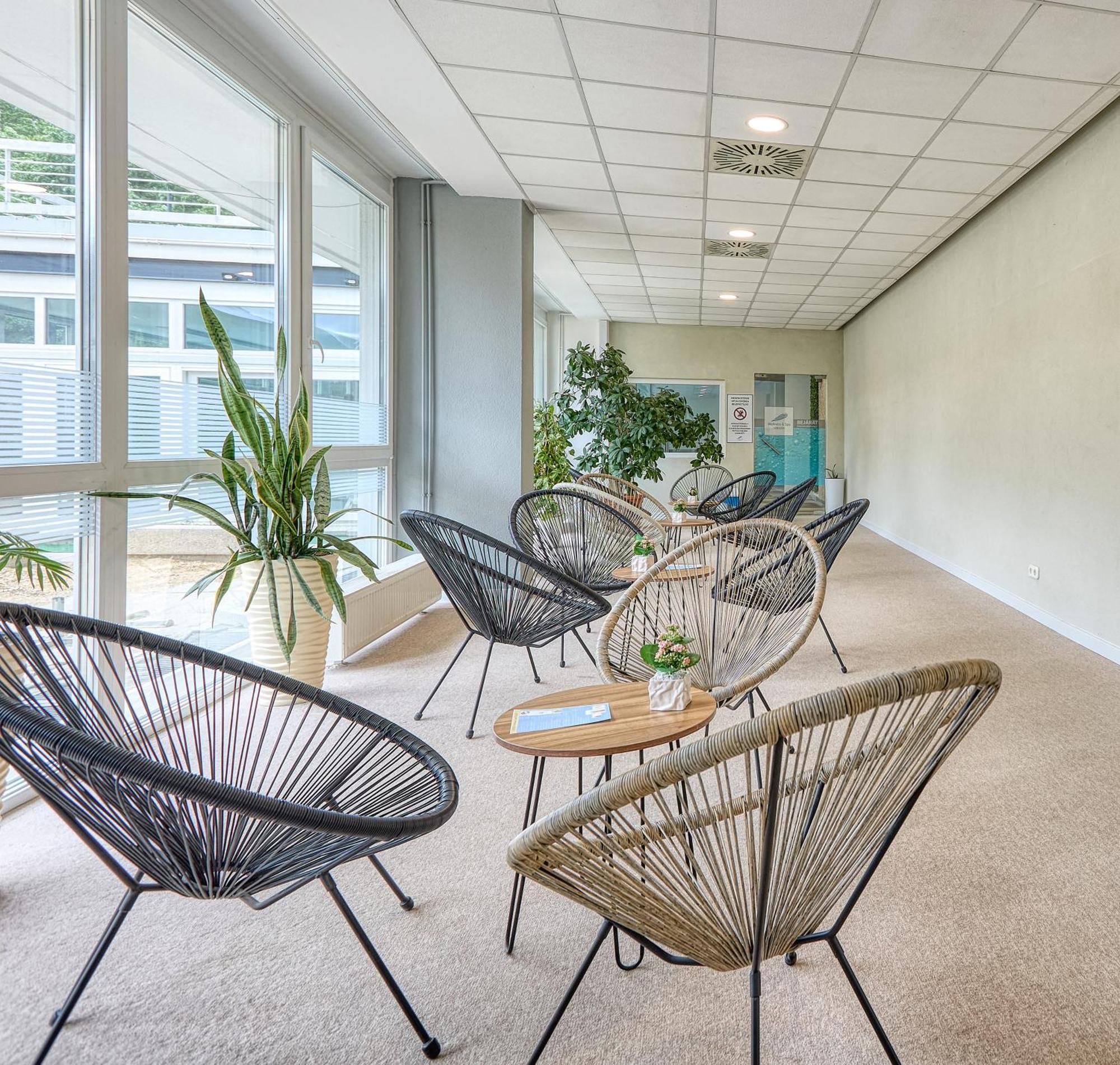 Hotel Szieszta 쇼프론 외부 사진